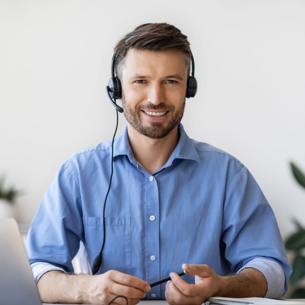 Customer service operator