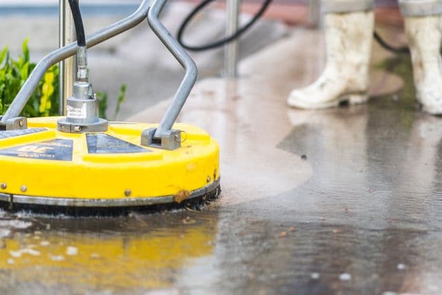 Surface cleaner pressure washing concrete